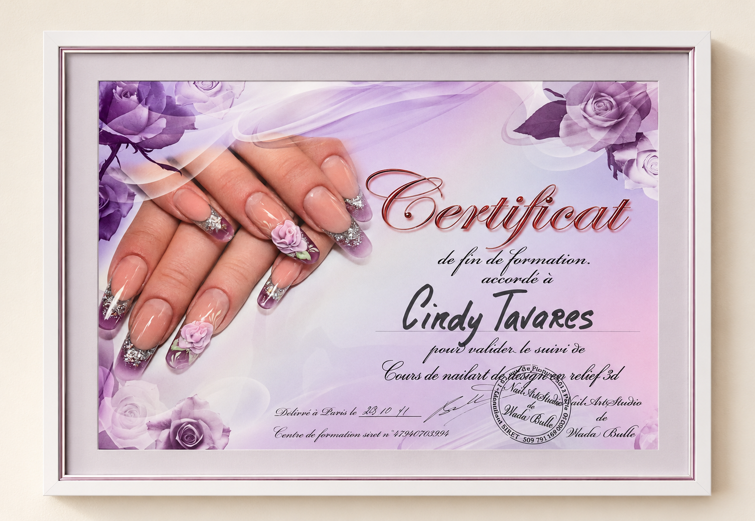 Certificat de formation Nail Art design en relief 3D remis le 28/10/2011 à Cindy Tavares, prothésiste ongulaire à Annecy