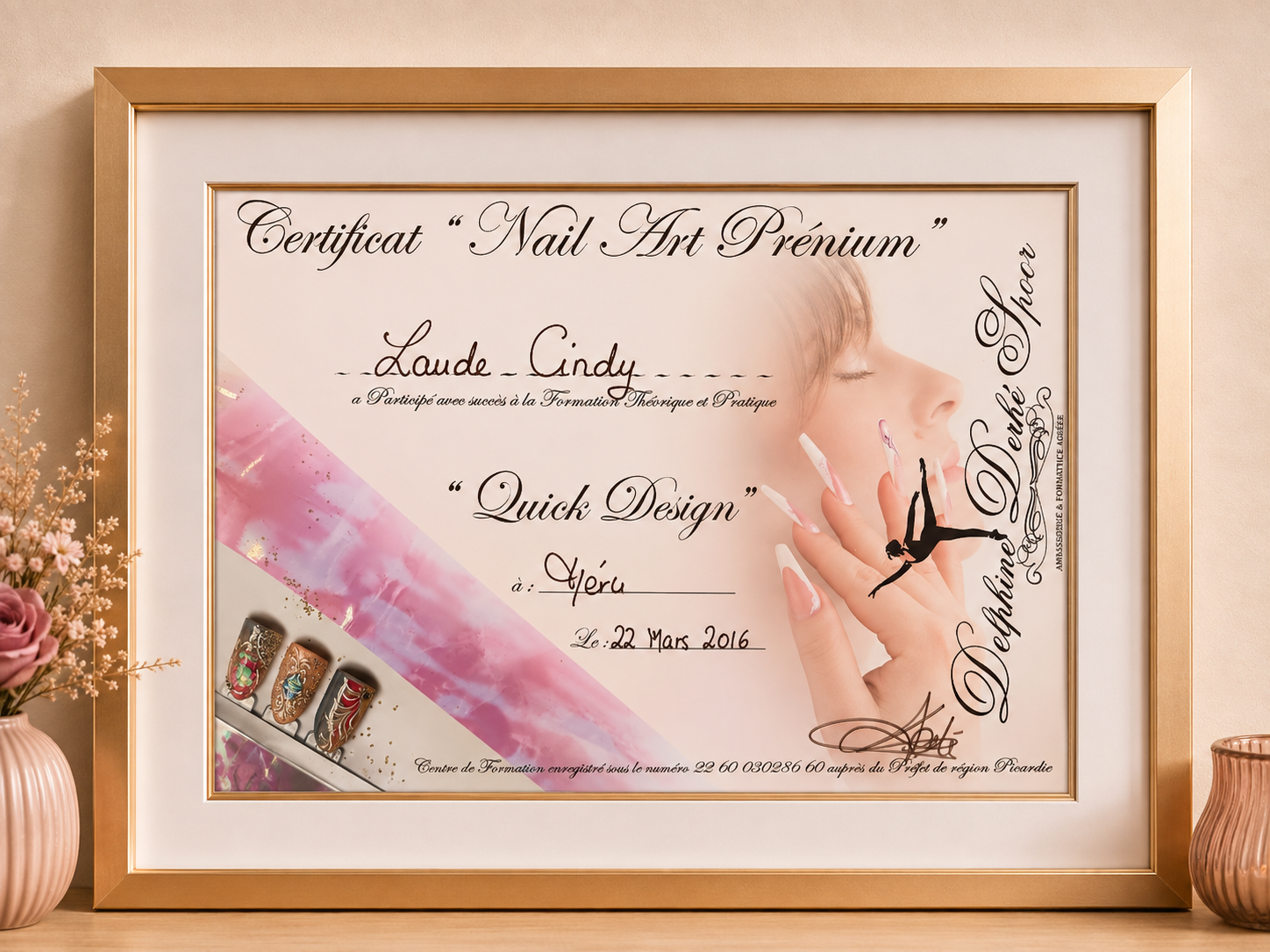 Certificat Nail Art Premium Quick Design remis en 2016 à Cindy Tavares, prothésiste ongulaire à Annecy